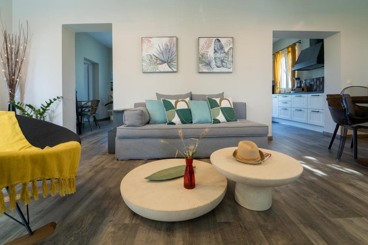 Lucas Home Lixouri Buitenkant foto