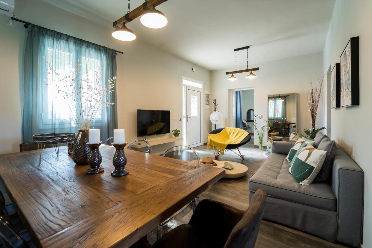 Lucas Home Lixouri Buitenkant foto